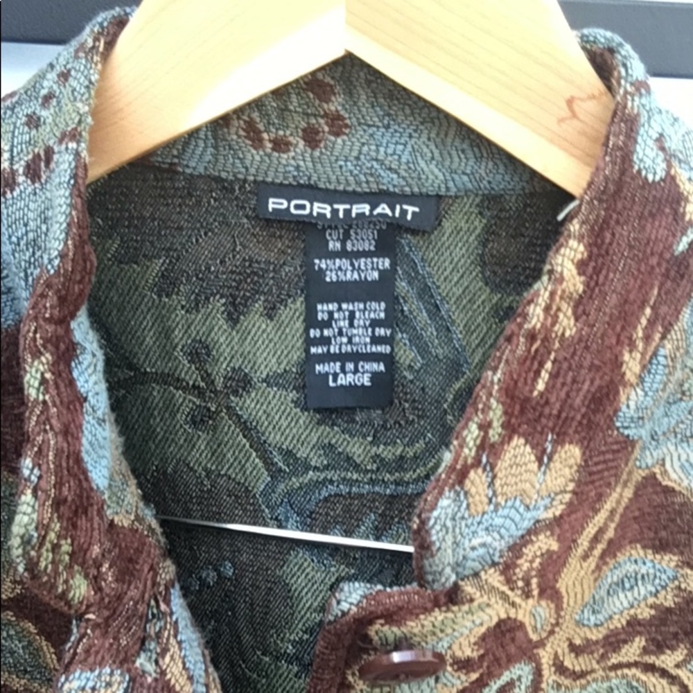 Women’s Vintage Structured Tapestry Jacket - Picture 8 of 9
